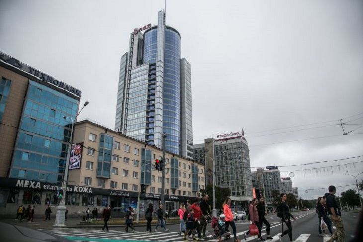 Новости сегодня: обыски в офисах «Яндекса» и Uber в Минске, еще 700 задержанных на акциях протеста и сколько минчан проголосовало за Лукашенко Новости сегодня: обыски в офисах «Яндекса» и Uber в Минске, еще 700 задержанных на акциях протеста и сколько минчан проголосовало за Лукашенко