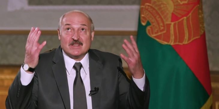 Я что, не реалист?: Лукашенко заявил, что за него всегда голосует 79-80% избирателей
