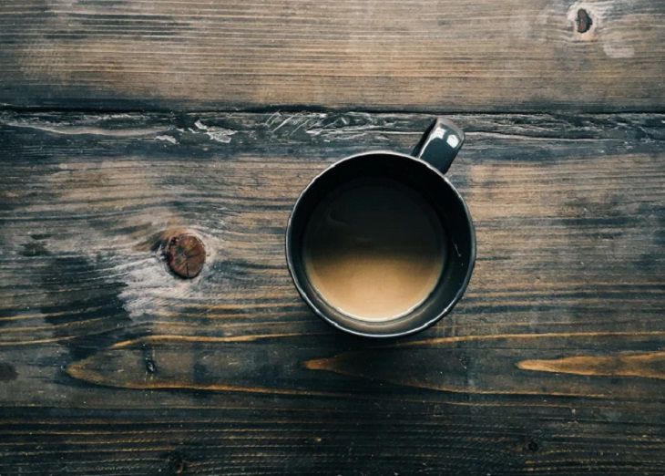 Ученые объяснили, какую опасность для беременных несет кофеин