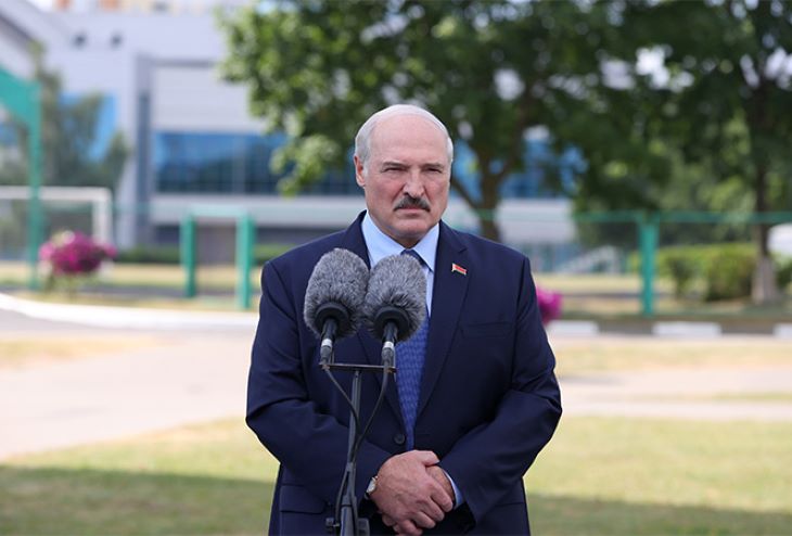 Лукашенко о своих опасениях: «Главное, чтобы сегодня они не устроили пожар в центре Минска» 