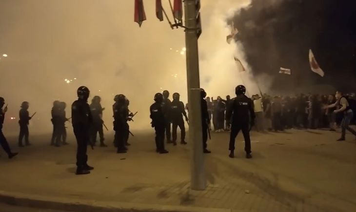 The Guardian посвятил обложку протестам в Беларуси: посмотрите на нее