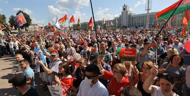 Митинги за Лукашенко продолжаются по всей Беларуси