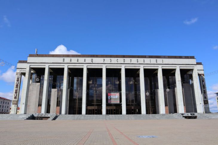 Лукашенко рассказал, сколько денег недосчитались в Беларуси из-за торговых войн