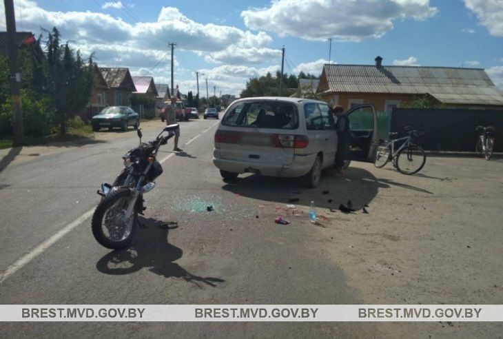 Под Иваново 16-летний байкер-бесправник протаранил «Форд»