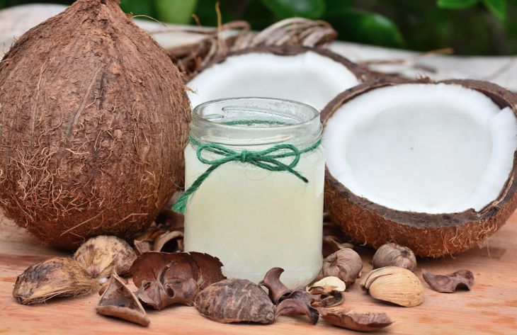 Ученые назвали 5 неожиданных полезных свойств кокосового масла, о которых мало кто знает
