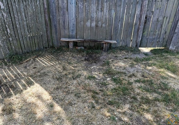 ЧП под Лоевом: мужчина хотел избавиться от мусора и попал в реанимацию ЧП под Лоевом: мужчина хотел избавиться от мусора и попал в реанимацию