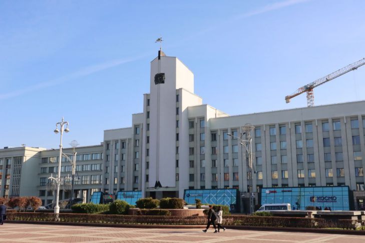 В Минске закрыли выход станции метро «Площадь Ленина» В Минске закрыли выход станции метро «Площадь Ленина»