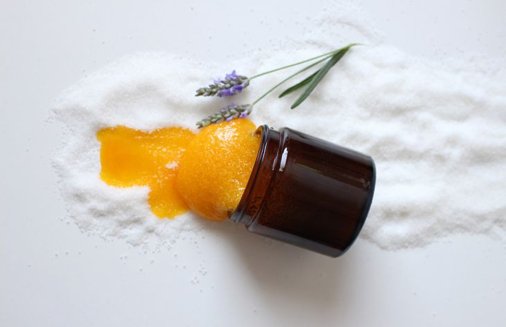 Пилинг в домашних условиях: эксперты назвали 3 эффективных способа Пилинг в домашних условиях: эксперты назвали 3 эффективных способа