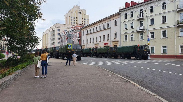 Военная техника в центре Минска: вот что происходит прямо сейчас