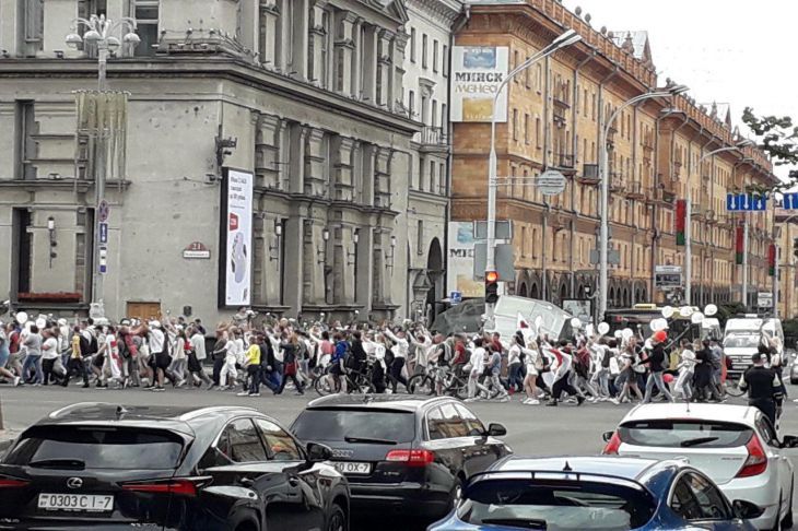 В Минске протестующие пришли на площадь Независимости