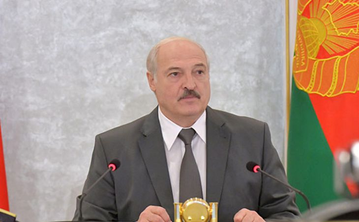 Лукашенко объяснил, как финансируются уличные акции и беспорядки