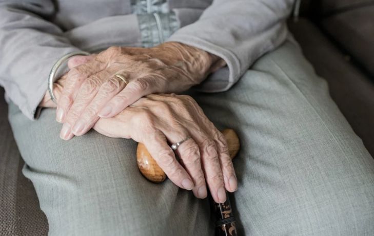 Специалисты рассказали о раннем признаке болезни Альцгеймера