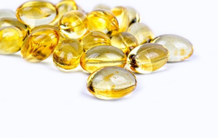 Ученые: витамин D не предотвращает тяжелую форму COVID-19, а высокие дозы опасны для почек