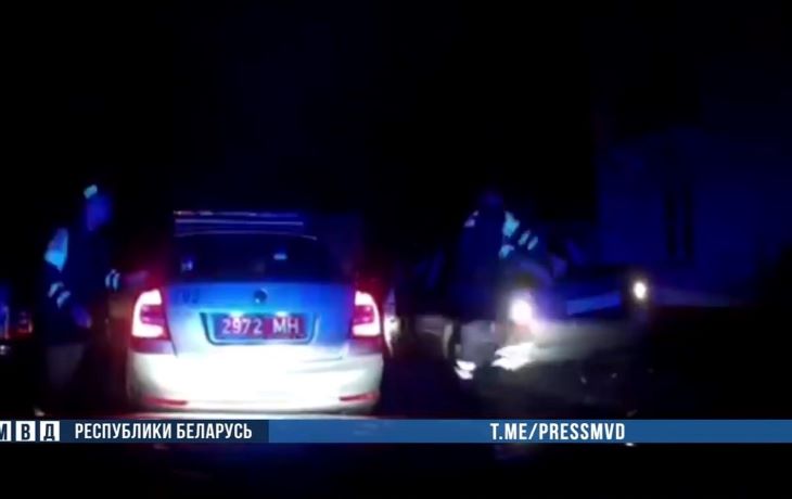 МВД о жестком задержании на Дзержинского: водитель был пьян и наехал на инспектора ГАИ МВД о жестком задержании на Дзержинского: водитель был пьян и наехал на инспектора ГАИ