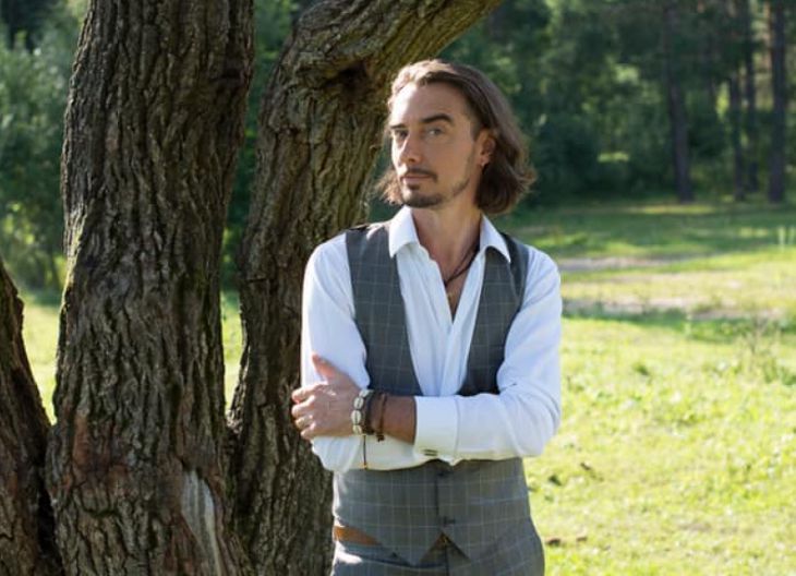 Известный телеведущий Денис Дудинский получил 10 суток ареста