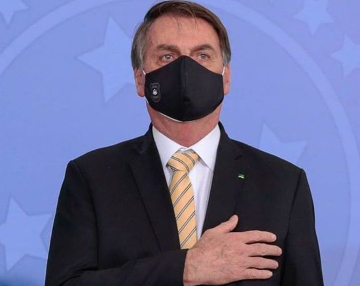 Президент Бразилии считает самоизоляцию проявлением слабости