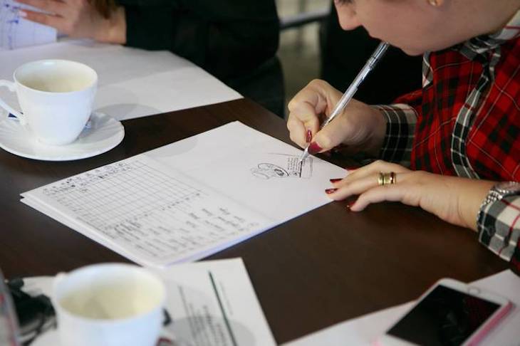 Девушка искала работу, но получала отказы, пока не исправила одну деталь