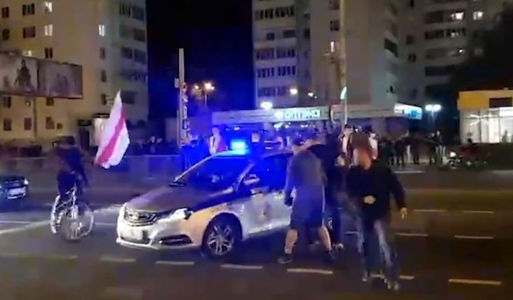 Жесткие столкновения с силовиками начались на «Пушкинской»