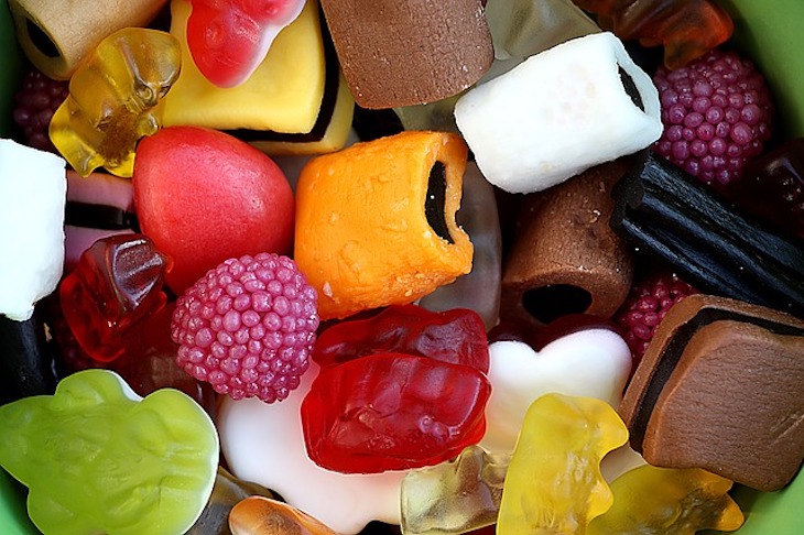 Никогда так не делайте: Мужчина съел слишком много мармелада и умер