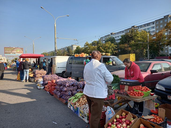 Посмотрели цены на сельхозярмарке в Минске