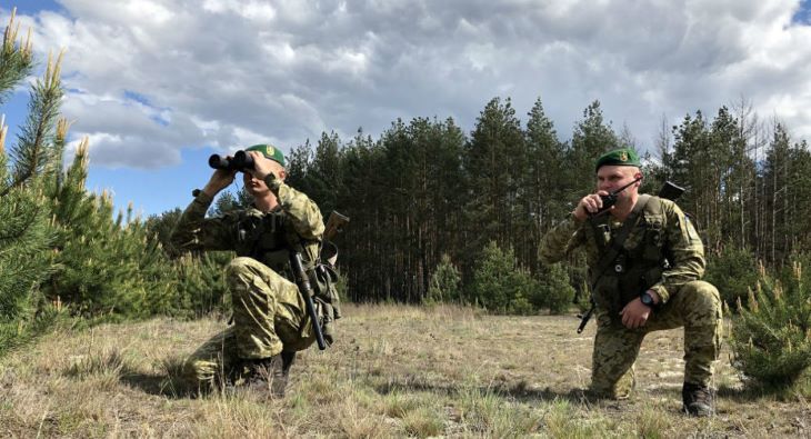 На границе с Беларусью Украина усилила охрану истребителями, дронами и катерами