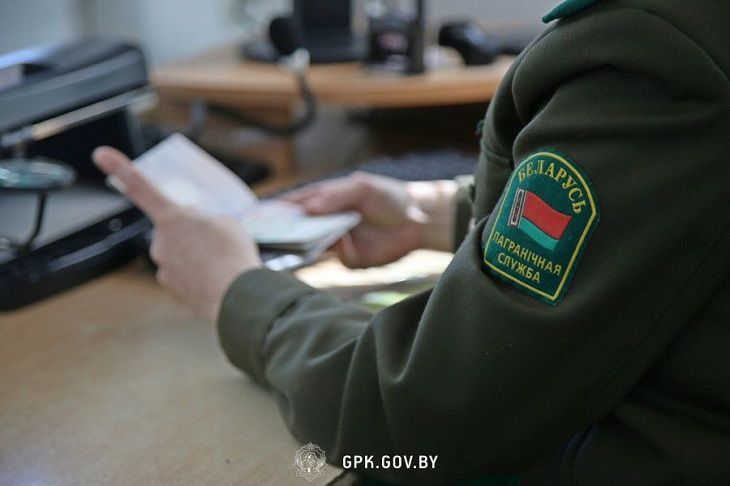 Таможня предупреждает белорусов о возможных задержках на границе с Украиной