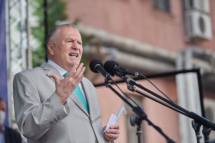 «Многих тошнит»: Жириновский считает, что Россию ждёт судьба Беларуси 