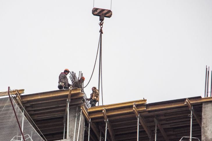 ТОП-работа Беларуси. Вот какие зарплаты у монтажников строительных конструкций