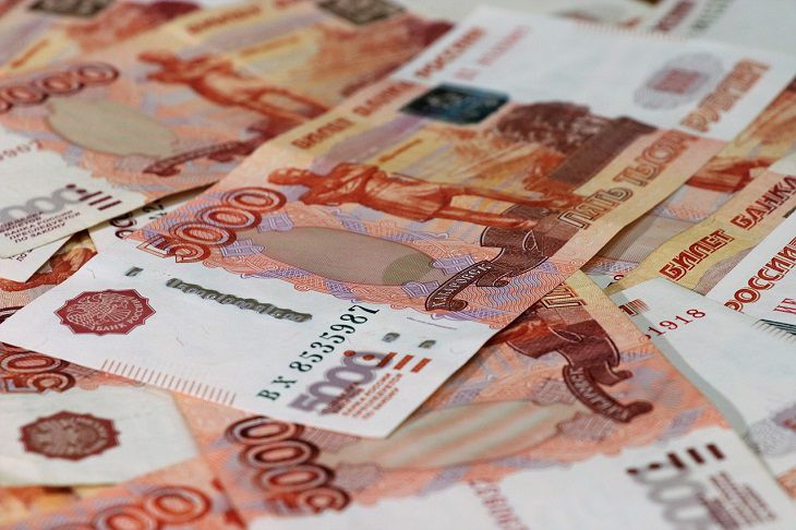 Названа зарплата, за которую готовы работать без выходных жители России Названа зарплата, за которую готовы работать без выходных жители России