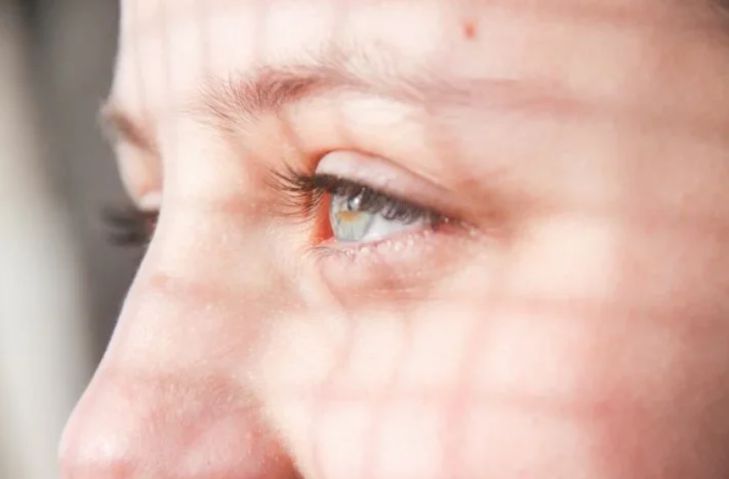 Медики назвали 5 привычек, которые могут испортить зрение