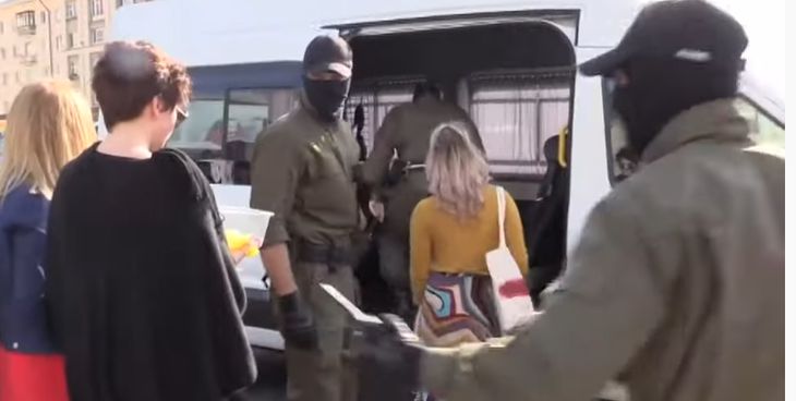 На ТВ раскритиковали работу оппозиционных медиа: Пропагандисты! Вы не журналисты!