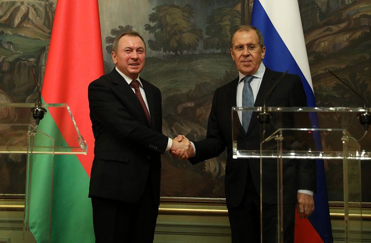 Лавров: Россия осуждает давление ряда зарубежных стран на руководство Беларуси Лавров: Россия осуждает давление ряда зарубежных стран на руководство Беларуси