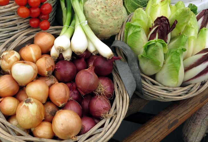 Диетологи назвали 7 самых полезных и недорогих продуктов