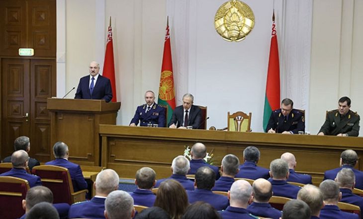 Лукашенко высказался о последствиях погромов на улицах Минска