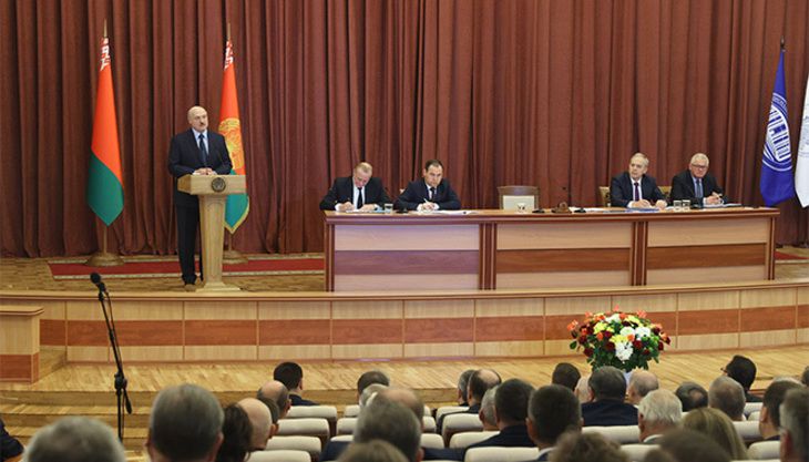 Отрезвление наступает всегда: Лукашенко рассказал, как живут страны, прошедшие через цветные революции