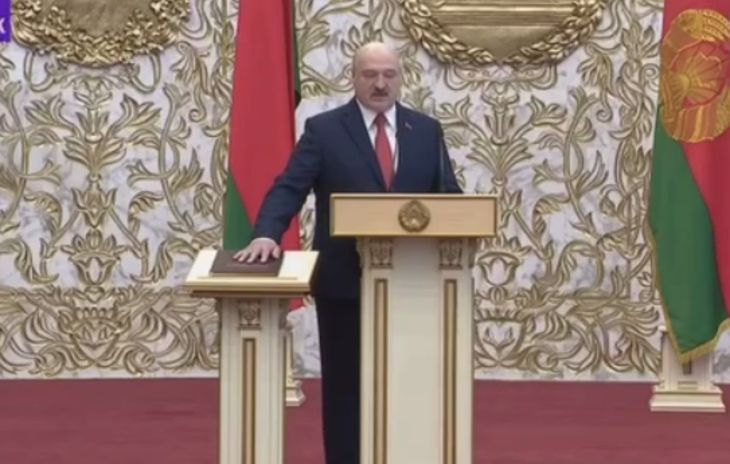Лукашенко рассказал о череде испытаний тяжелого високосного 2020 года Лукашенко рассказал о череде испытаний тяжелого високосного 2020 года
