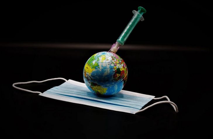 Названы заболевания, несовместимые с прививкой от COVID-19 Названы заболевания, несовместимые с прививкой от COVID-19