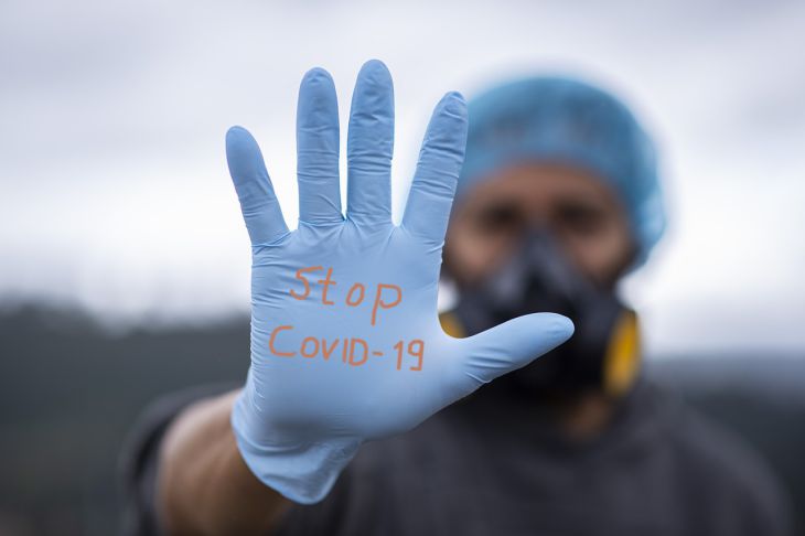В Украине число заразившихся COVID-19 вновь бьет рекорды: более 4000 за сутки