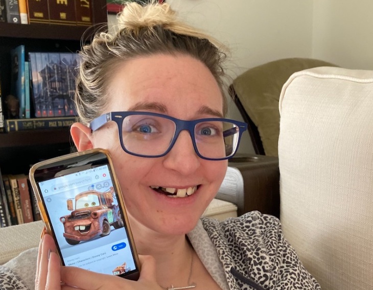 Девушка узнала причину своей зубной боли и дело не в кариесе