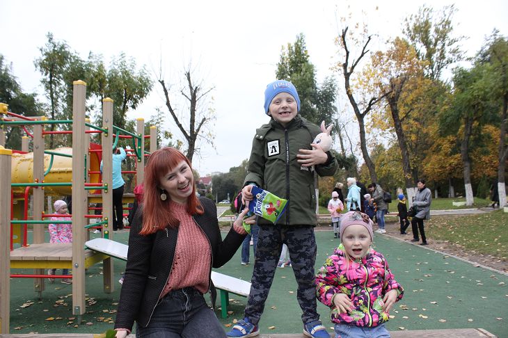 Многодетная мама раскрыла секрет счастливой семьи и рассказала, чему она учится у детей