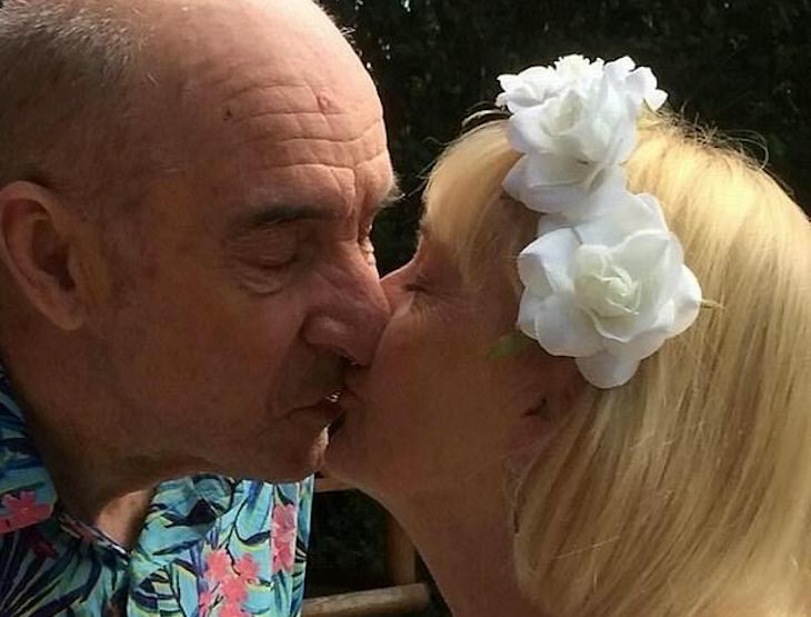 Трогательная история любви: Мужчина влюбился в женщину и сделал ей предложение, но это не конец истории