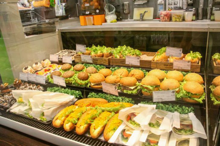 МАРТ приостановил работу отдельных торговых объектов в четырех областных центрах страны