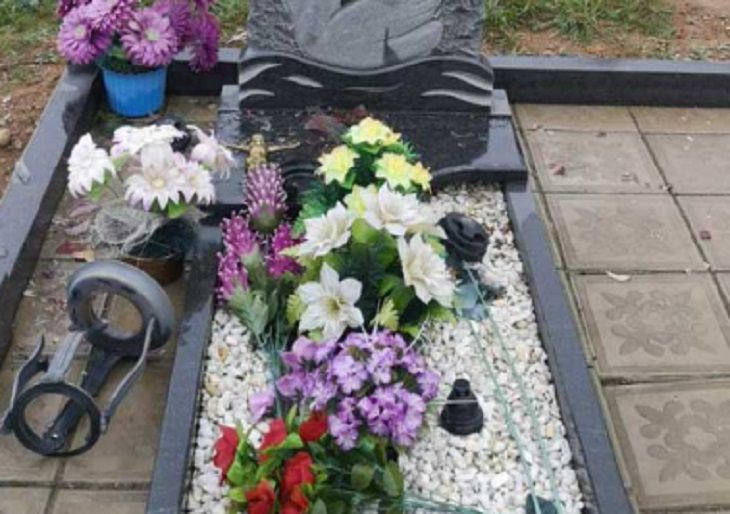 «Что-то стрельнуло в голову». Под Сморгонью подросток буянил на кладбище