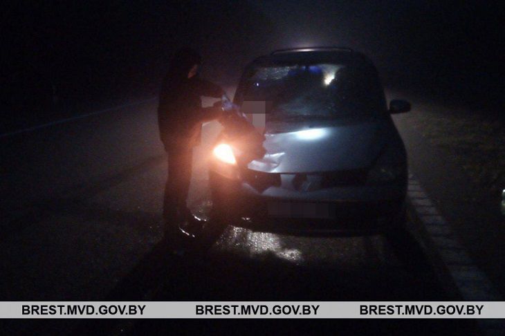 Под Барановичами насмерть задавили человека