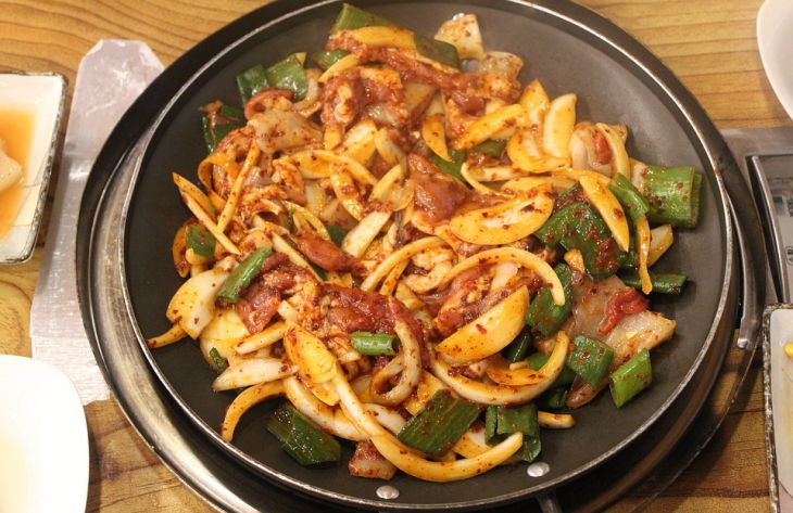 Готовим невероятно вкусное блюдо с кальмарами и авокадо