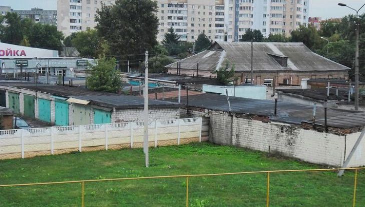 Во дворах Минска активно устанавливают специальные гаражи. Однако предназначены они не для хранения автомобилей