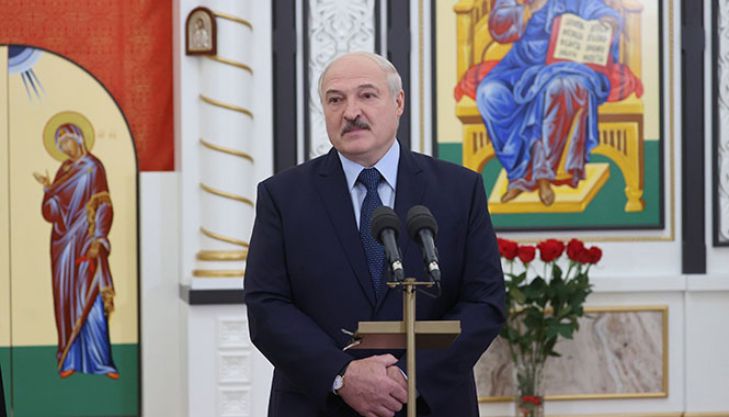 Лукашенко: «Я абсолютно убежден, что наша земля всегда будет находиться под охраной Господа»
