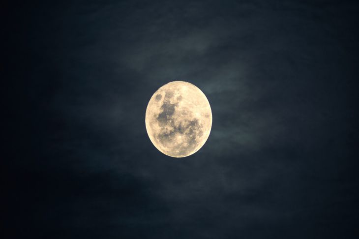 Жители Земли увидят Голубую Луну: чем грозит нам это редкое природное явление