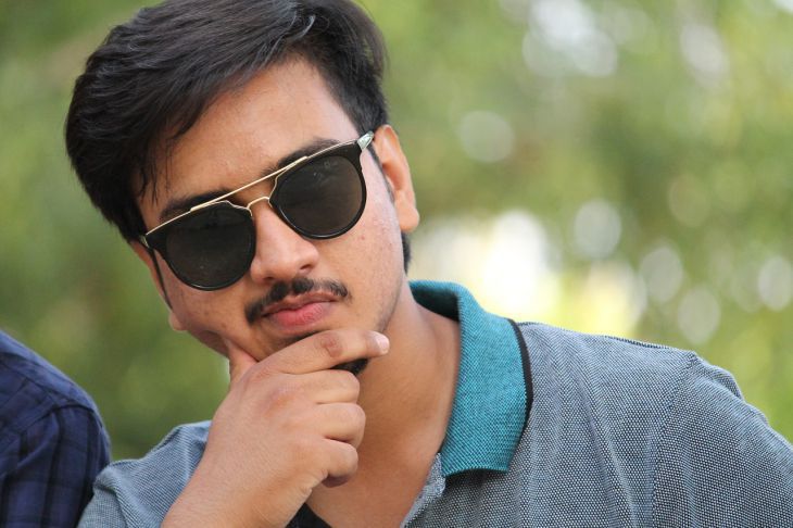 4 фразы, которыми мужчина проверяет женщину