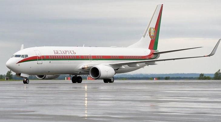 В Гамбурге прояснили ситуацию с самолетом Лукашенко: обслуживание идет по плану В Гамбурге прояснили ситуацию с самолетом Лукашенко: обслуживание идет по плану